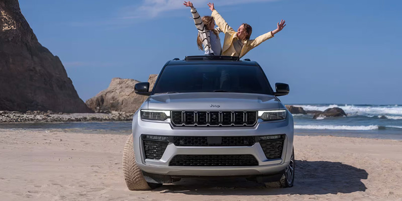 What is the Top Speed of the Grand Cherokee?